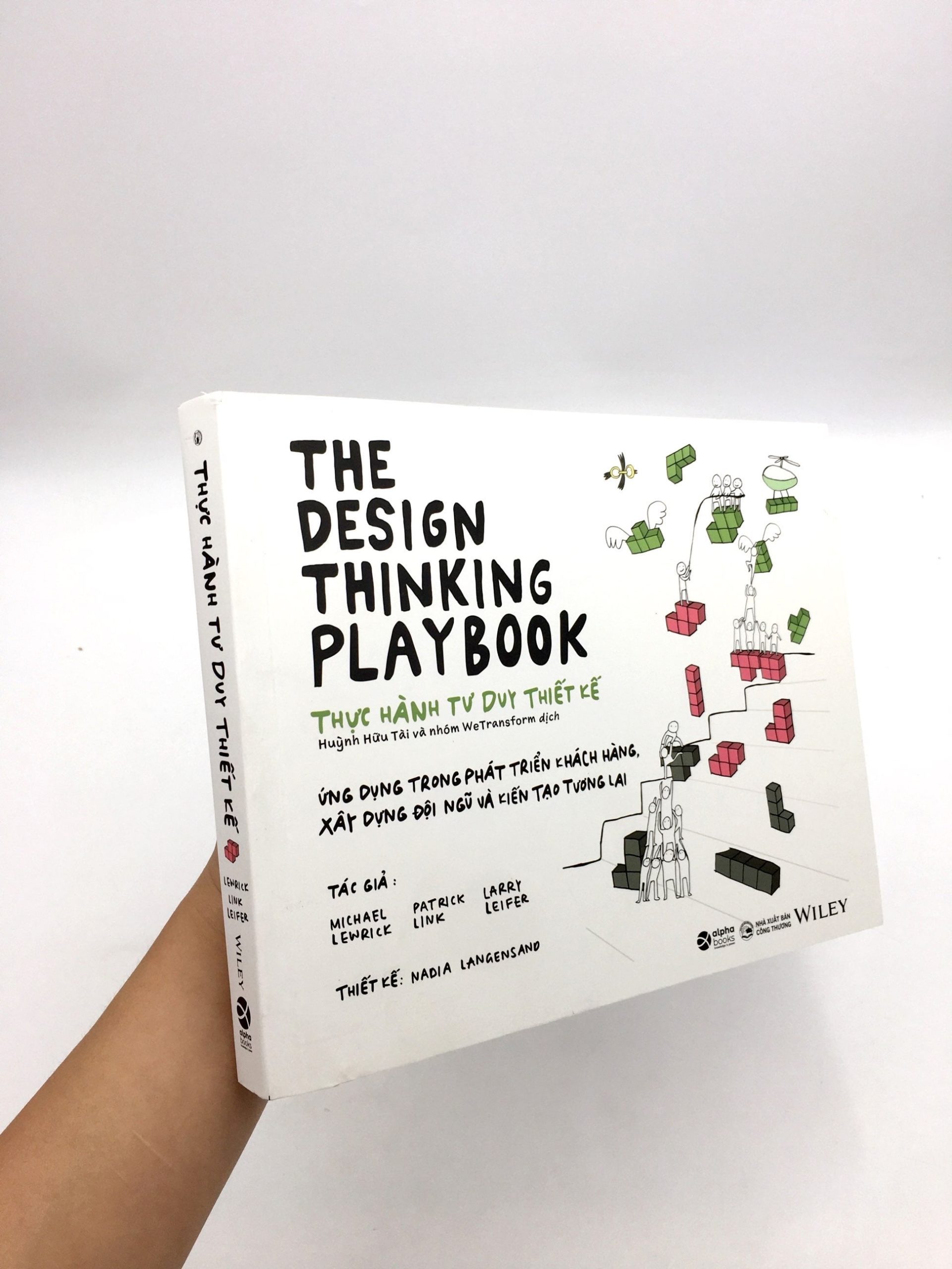 The-Design-Thinking-Playbook-thuc-hanh-tu-duy-thiet-ke-02-min