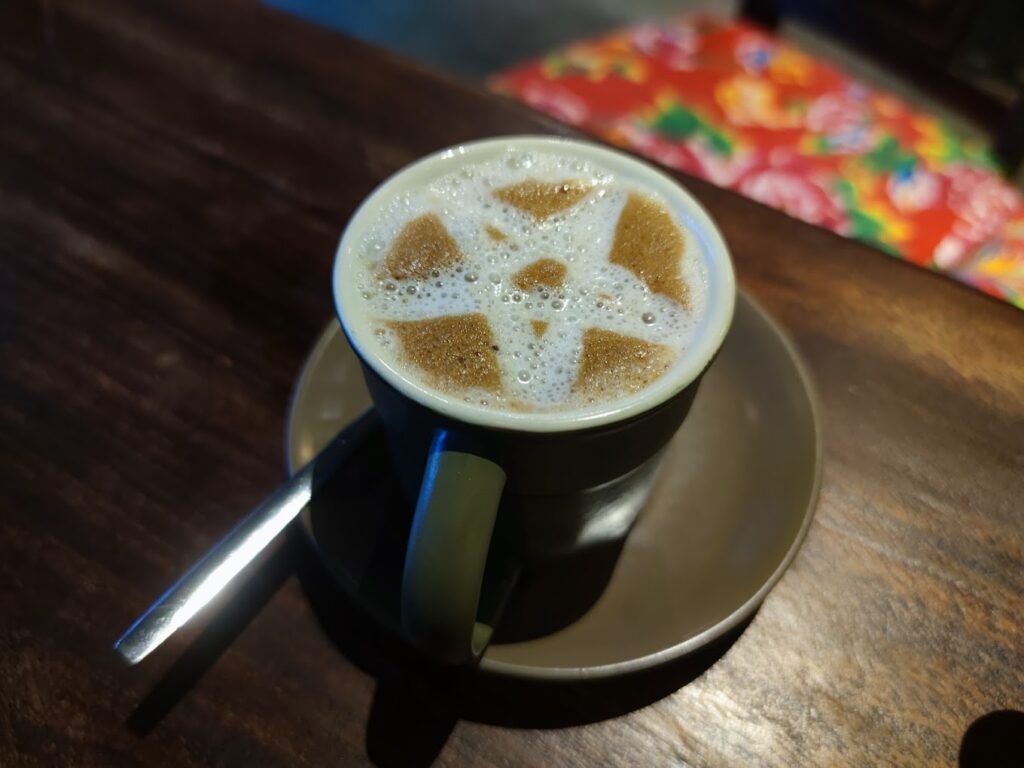 cafe-gan-dai-hoc-phu-xuan-4.5-min