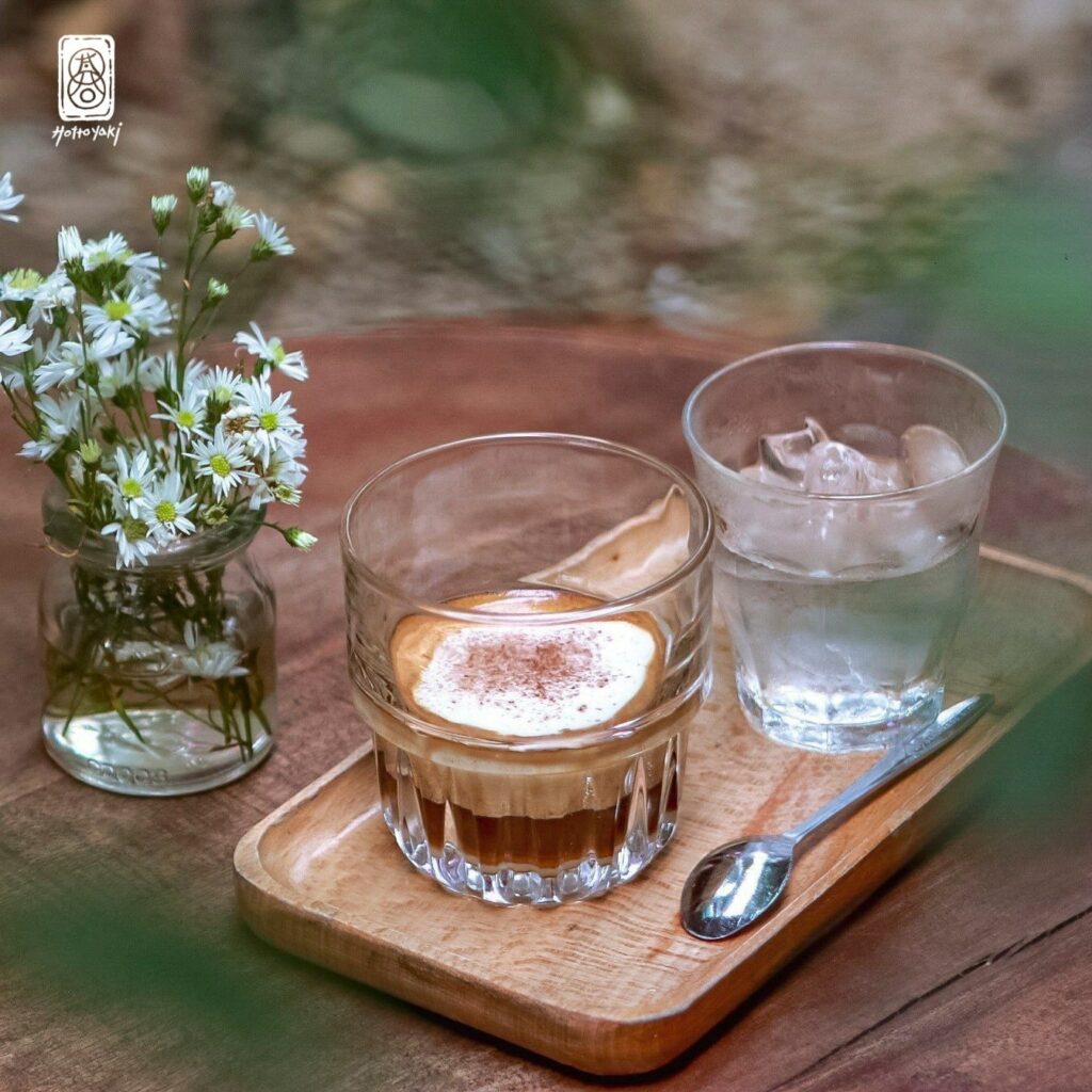 quan-cafe-o-nguyen-tri-phuong-1.5-min